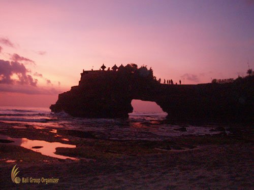 Batubolong Temple Sunset